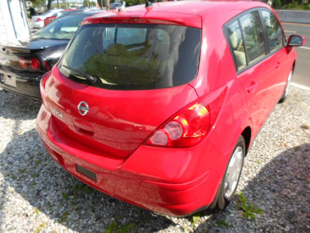 2007 Nissan Versa E43