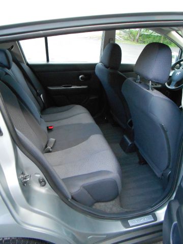 2008 Nissan Versa Limited Access Cab 4WD