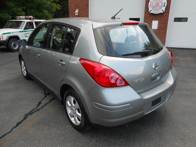 2008 Nissan Versa Limited Access Cab 4WD