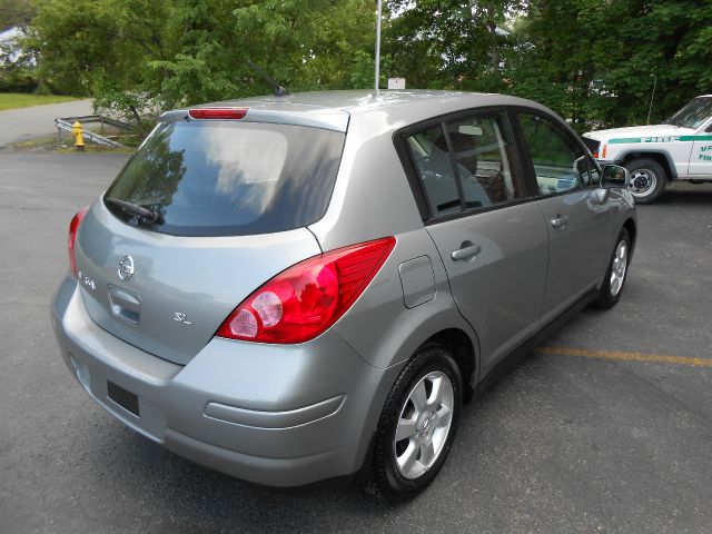 2008 Nissan Versa Limited Access Cab 4WD