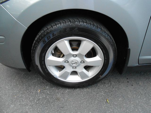 2008 Nissan Versa Limited Access Cab 4WD