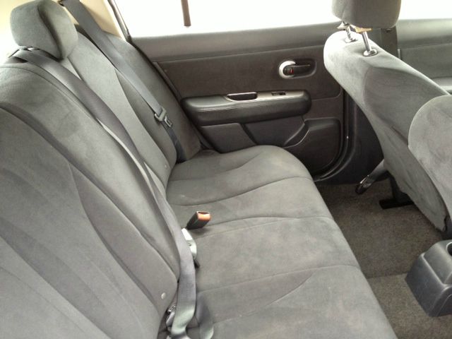 2008 Nissan Versa E43