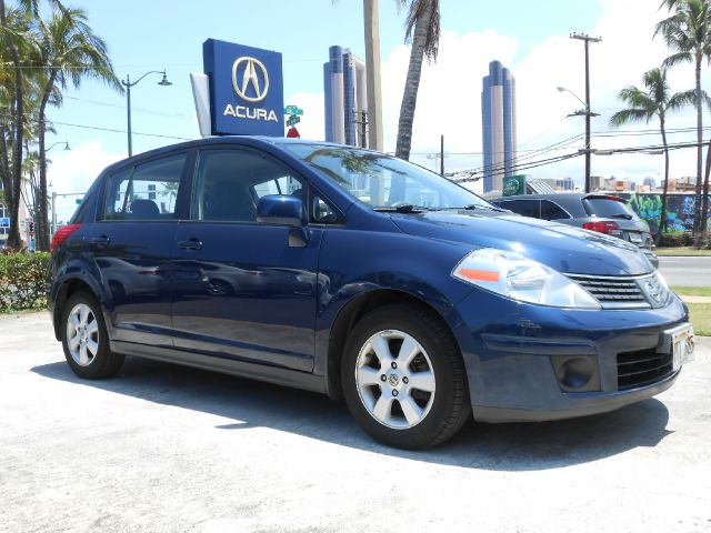 2008 Nissan Versa Limited Access Cab 4WD