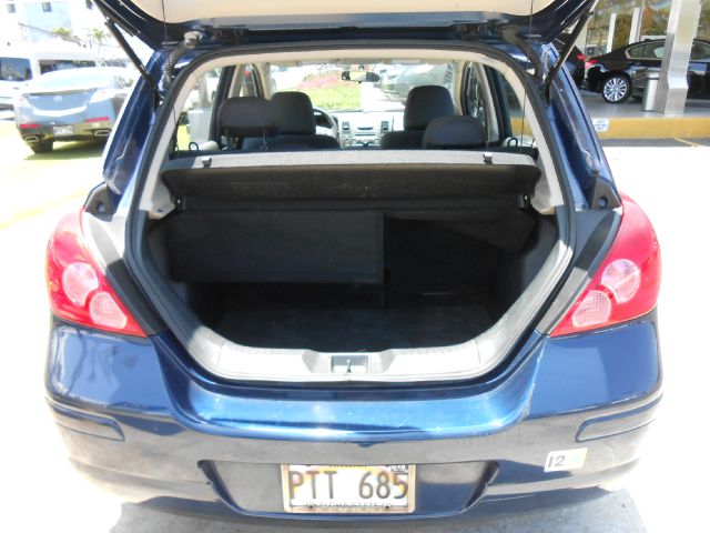 2008 Nissan Versa Limited Access Cab 4WD