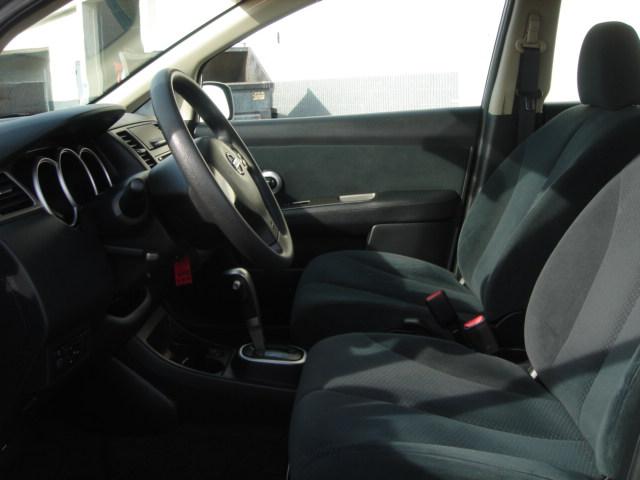 2008 Nissan Versa Crew Cab Standard Box 2-wheel Drive SLE