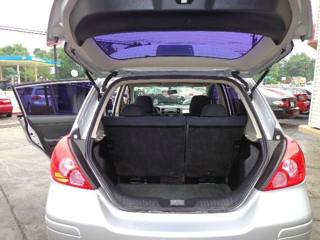 2008 Nissan Versa E43