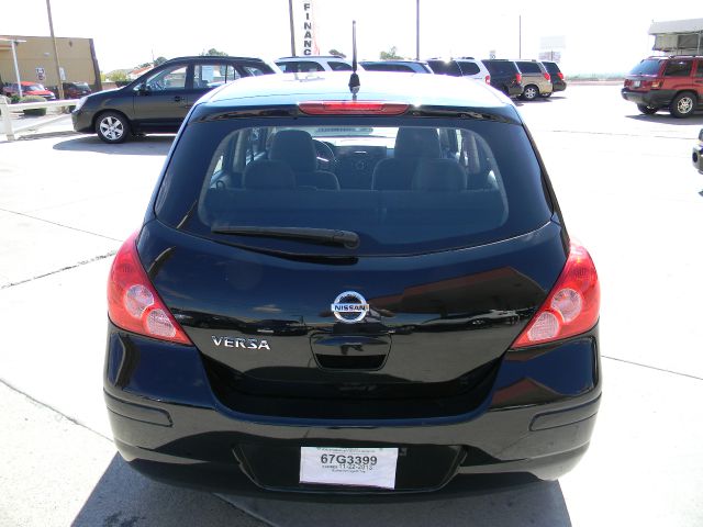 2008 Nissan Versa Limited Access Cab 4WD