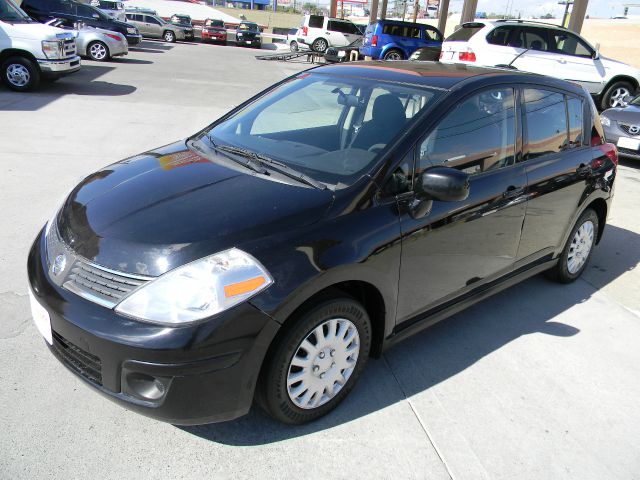 2008 Nissan Versa Limited Access Cab 4WD