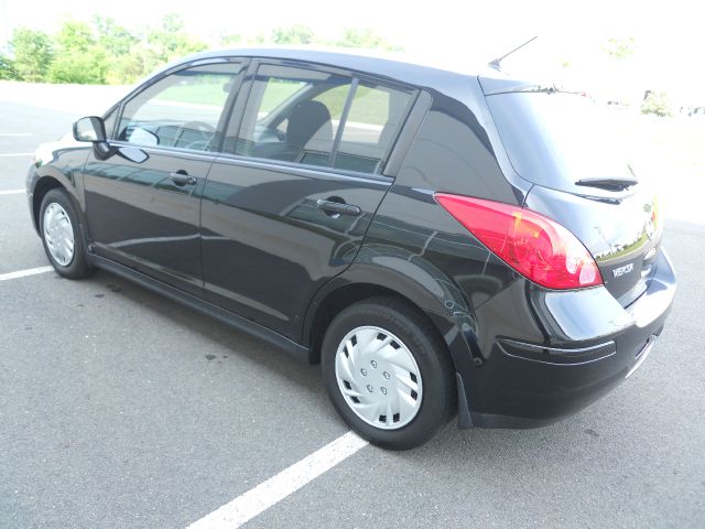 2008 Nissan Versa E43