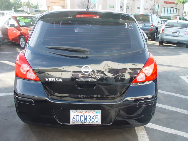 2008 Nissan Versa Limited Access Cab 4WD