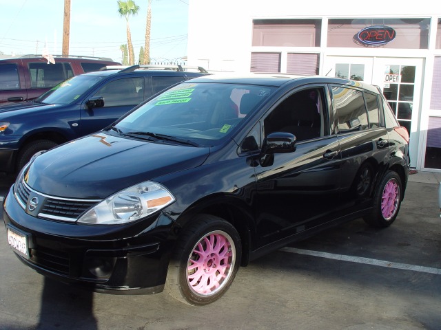 2008 Nissan Versa Limited Access Cab 4WD