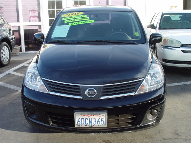 2008 Nissan Versa Limited Access Cab 4WD