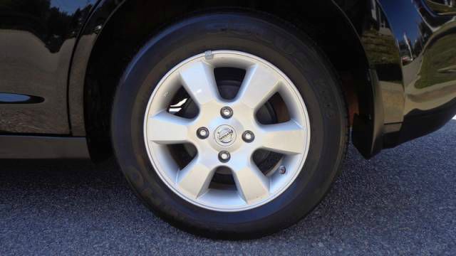 2008 Nissan Versa Limited Access Cab 4WD