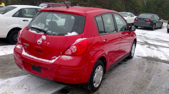2009 Nissan Versa Carrera C4S
