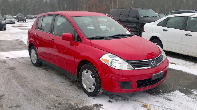 2009 Nissan Versa Carrera C4S