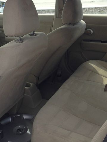 2009 Nissan Versa Carrera C4S