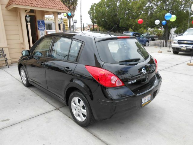2009 Nissan Versa Sportxcab Crew Cab
