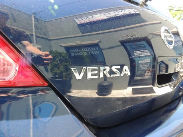 2009 Nissan Versa E43