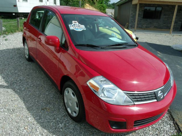 2009 Nissan Versa Carrera C4S