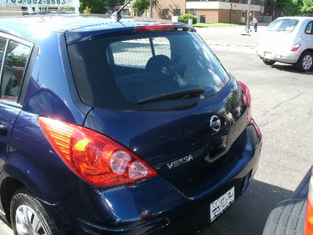 2009 Nissan Versa Carrera C4S