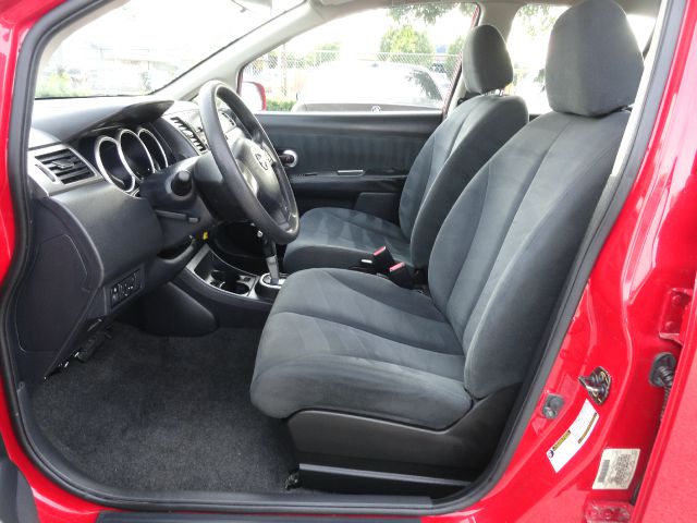 2009 Nissan Versa Sportxcab Crew Cab