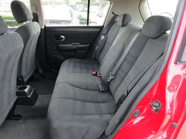 2009 Nissan Versa Sportxcab Crew Cab