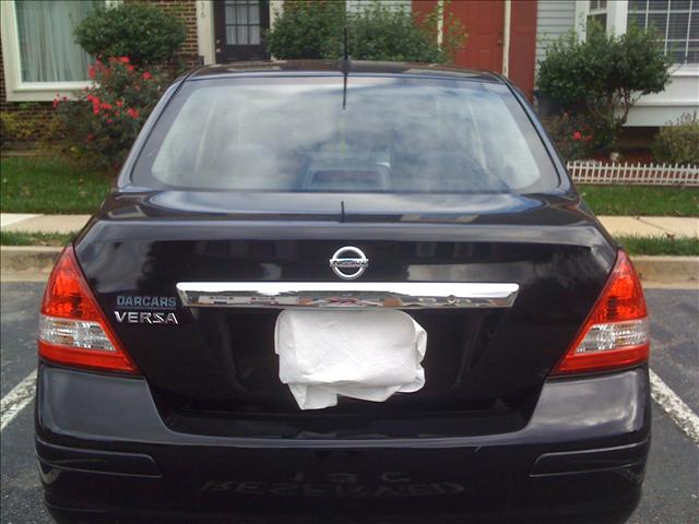 2009 Nissan Versa Unknown