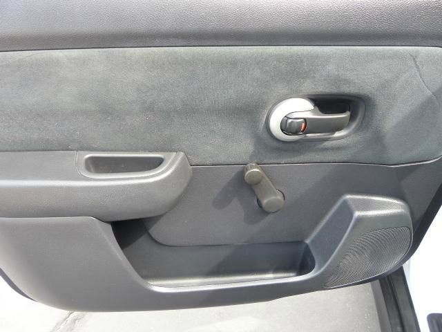 2010 Nissan Versa Carrera C4S