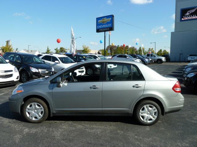 2010 Nissan Versa E43
