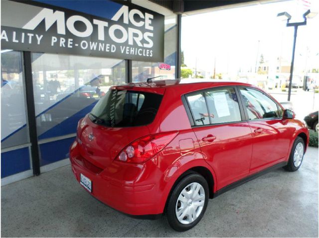 2010 Nissan Versa XLT Superduty Turbo Diesel