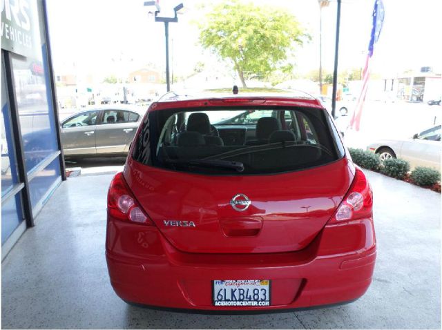 2010 Nissan Versa XLT Superduty Turbo Diesel