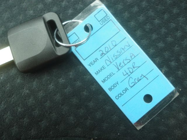 2010 Nissan Versa Unknown