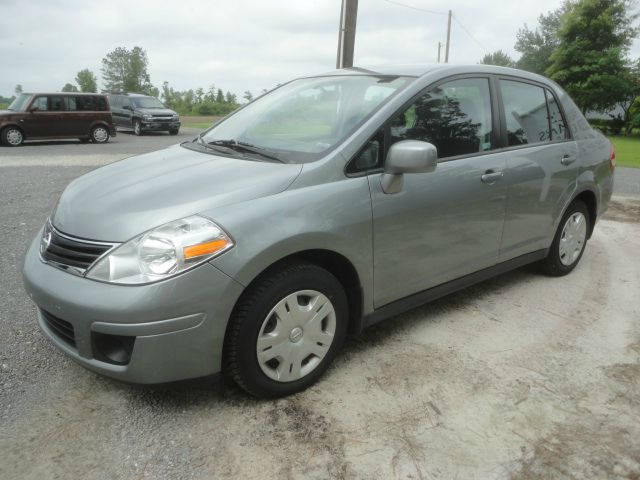 2010 Nissan Versa Unknown