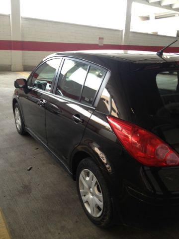 2011 Nissan Versa Carrera C4S