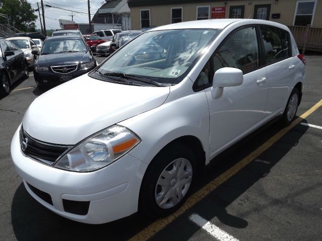 2011 Nissan Versa ONE Owner Black Beauty