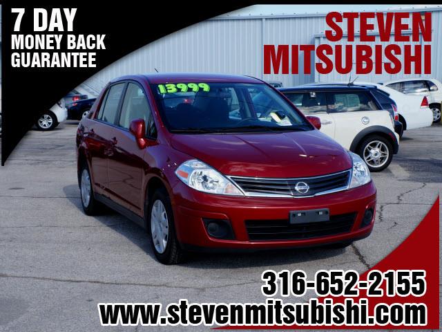 2011 Nissan Versa E43