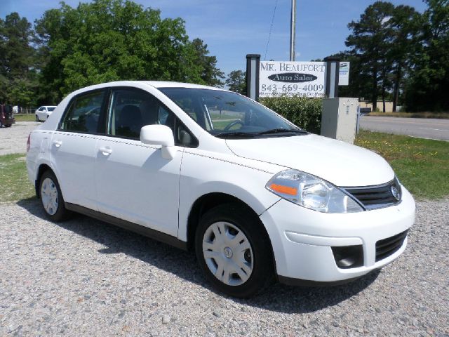 2011 Nissan Versa 4dr 2.9L Twin Turbo AWD W/3rd Row