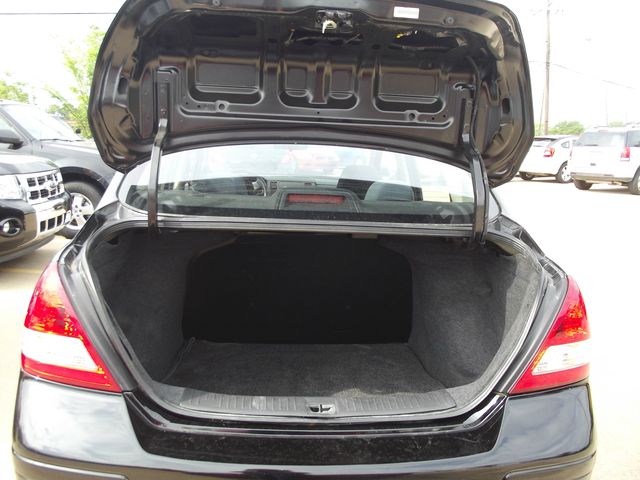 2011 Nissan Versa EX-L Sedan AT With Navigation