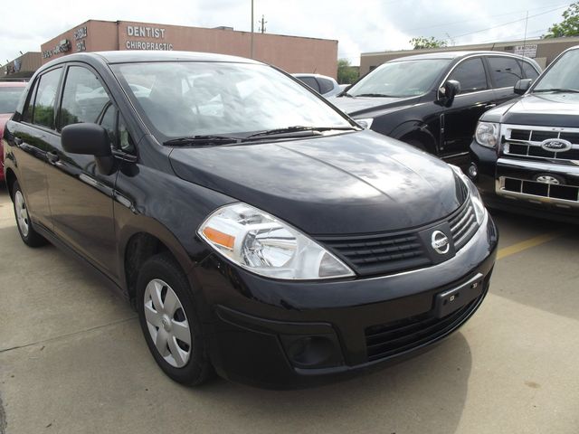 2011 Nissan Versa EX-L Sedan AT With Navigation