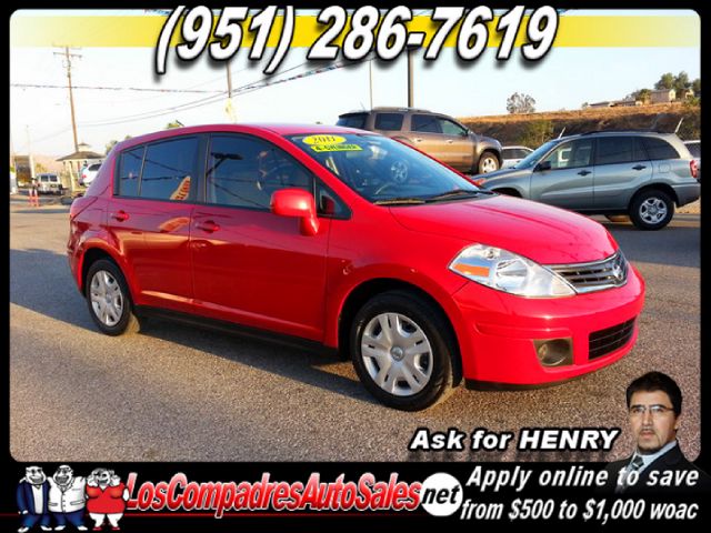 2011 Nissan Versa Carrera C4S