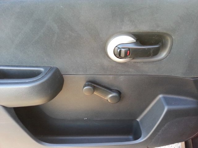 2011 Nissan Versa Carrera C4S