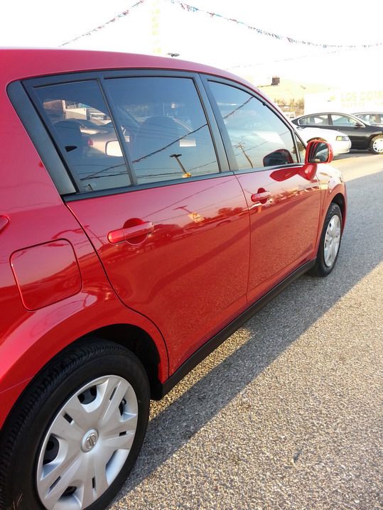2011 Nissan Versa Carrera C4S