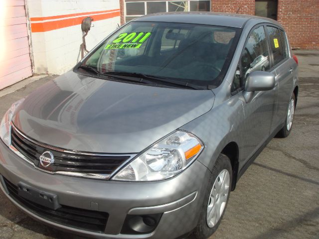 2011 Nissan Versa Sportxcab Crew Cab