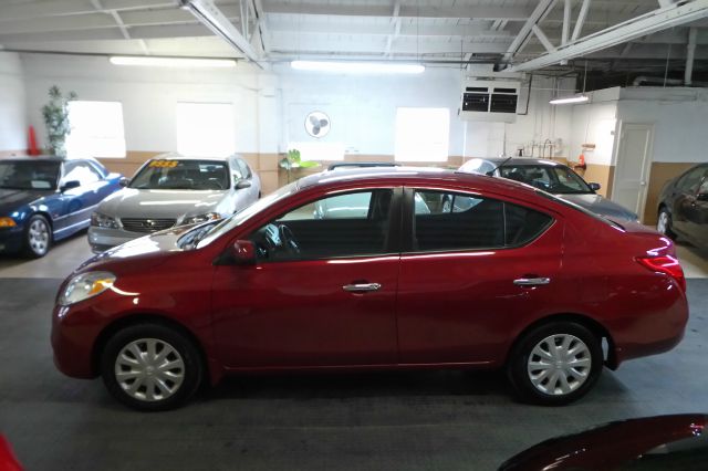 2012 Nissan Versa Track Edition 3.8