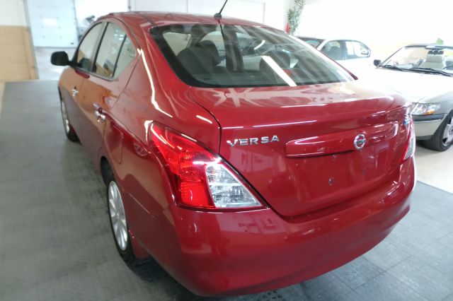 2012 Nissan Versa Track Edition 3.8