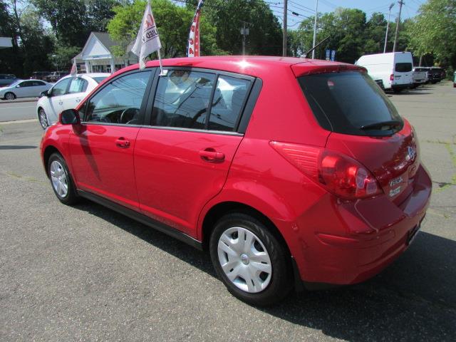 2012 Nissan Versa XR