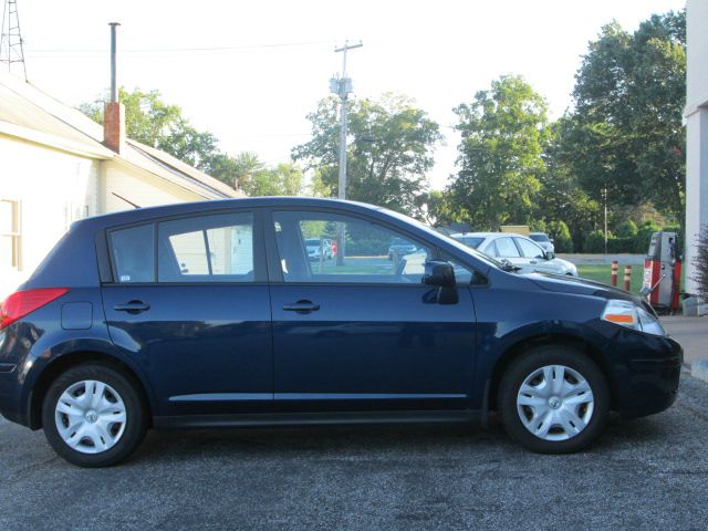 2012 Nissan Versa Carrera C4S