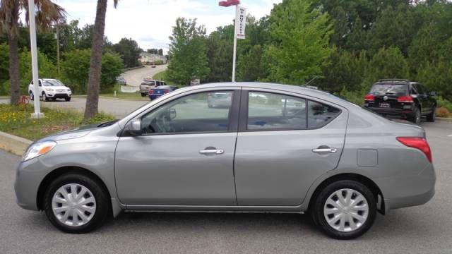 2012 Nissan Versa Track Edition 3.8