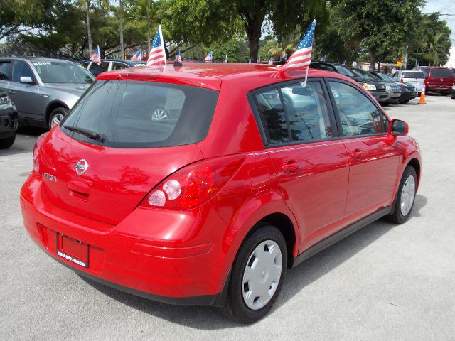 2012 Nissan Versa Carrera C4S