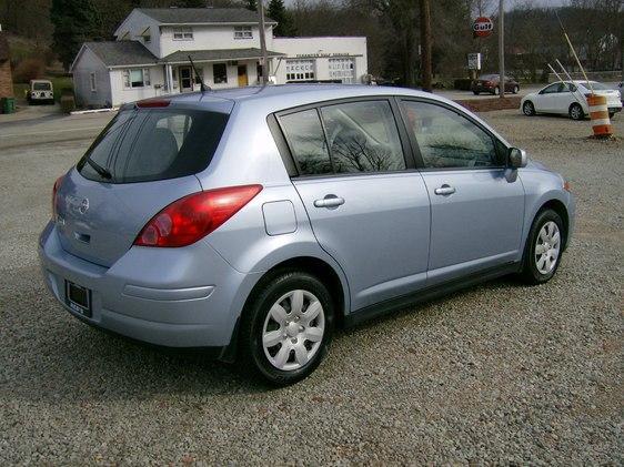 2012 Nissan Versa Carrera C4S